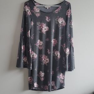 Grey Casual Dress with bell sleeves